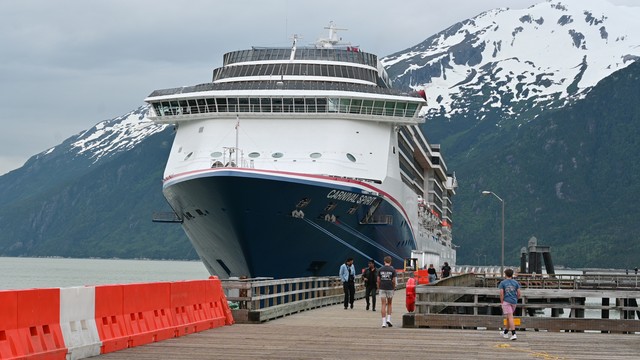 Image for Carnival Spirit in the port of Skagway